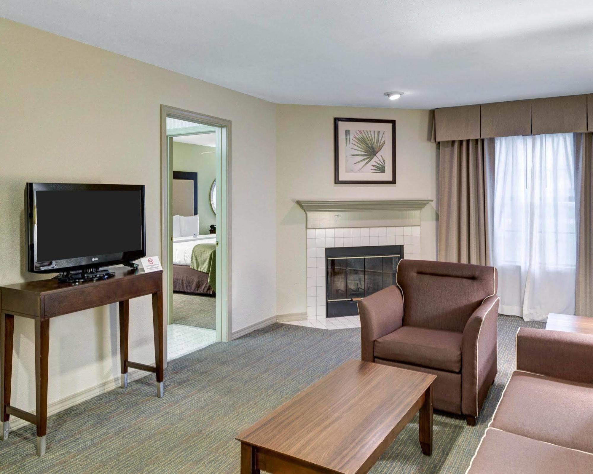 Courtyard By Marriott Covington / Mandeville Extérieur photo